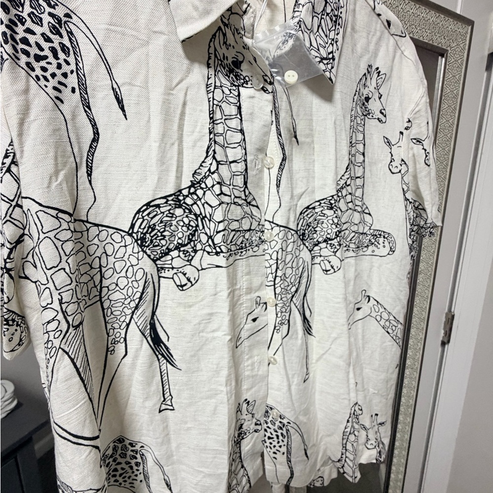 Black and White womens shirt - Picture 5 of 6